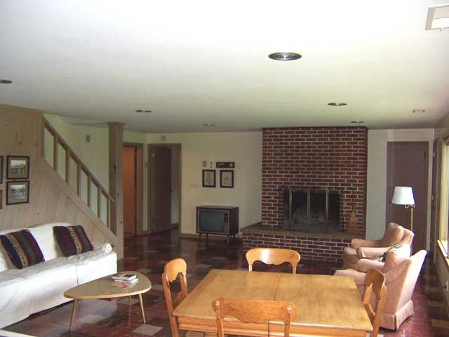 Family room with fireplace & wet bar